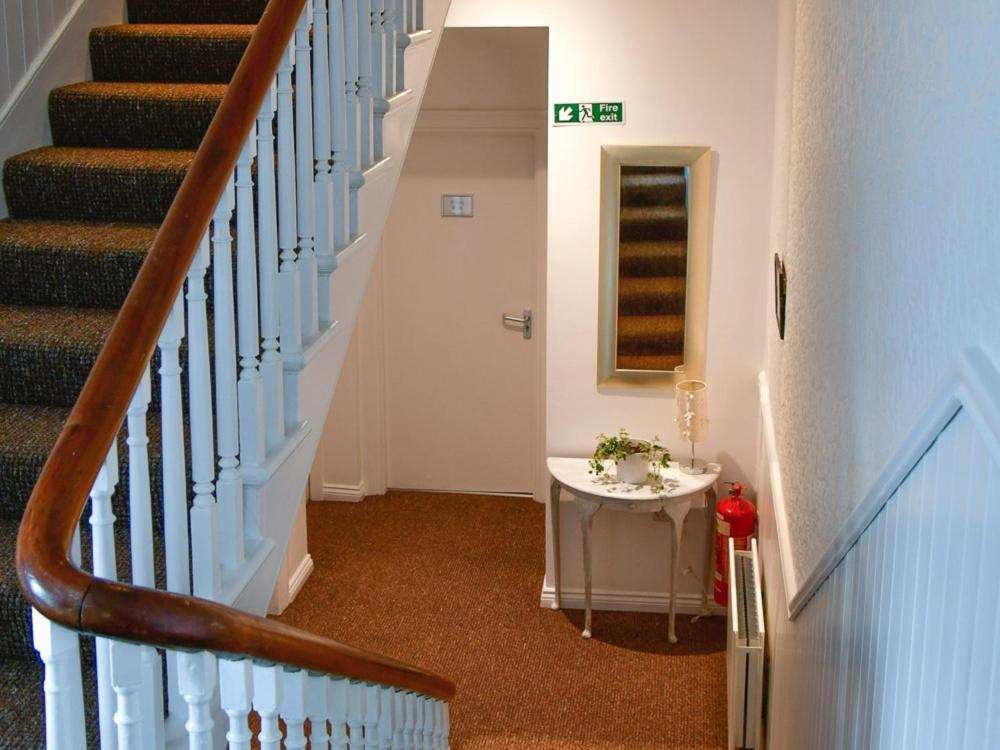 Portrush Townhouse Hostel Exterior photo